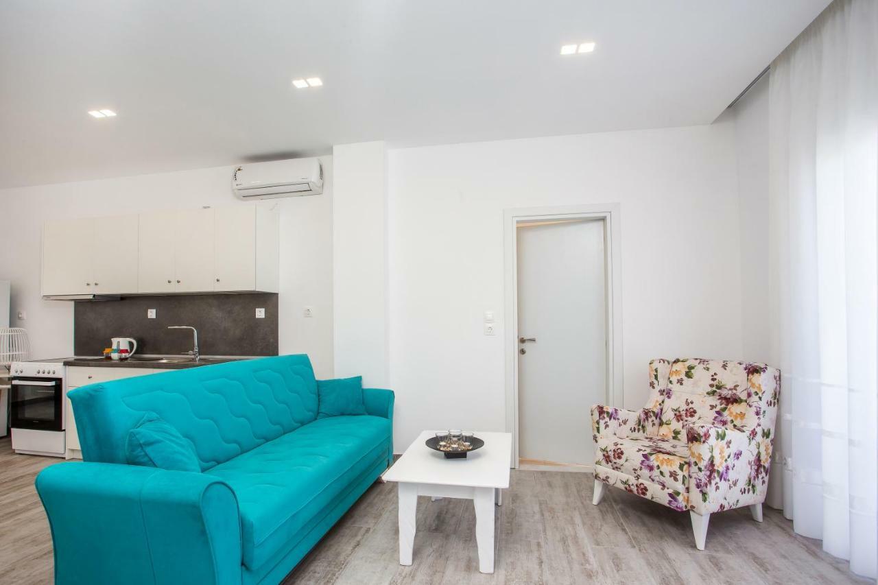 Ammos Luxury Suites 法里拉基 外观 照片