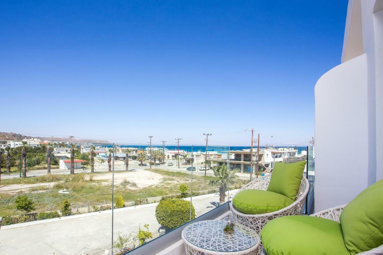 Ammos Luxury Suites 法里拉基 外观 照片