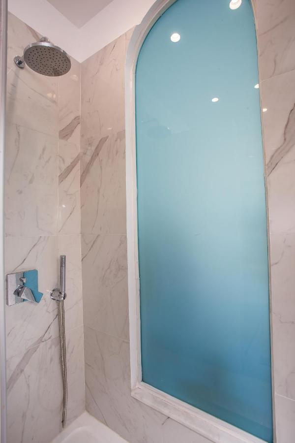 Ammos Luxury Suites 法里拉基 外观 照片